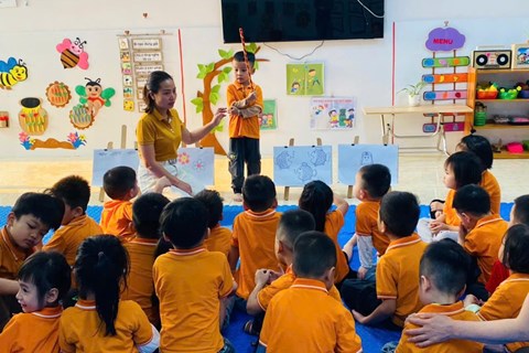 HĐTH Tạo hình sáng tạo từ nguyên liệu phế thải (EDP) 4-5 tuổi