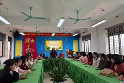 TRƯỜNG MẦM NON HỢP THANH KHAI XUÂN, CÁC CÔ GIÁO HƯỞNG ỨNG TẾT TRỒNG CÂY