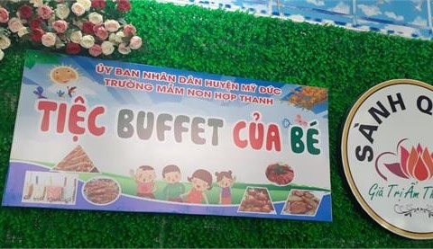 Nhà trường tổ chức Tiệc Buffet cho hơn 400 học sinh khối 4 tuổi và 5 tuổi 